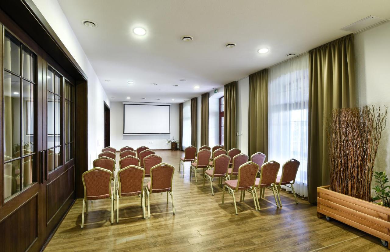 Rezort Masarykov Dvor Pstrusa Extérieur photo